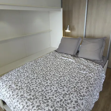 Le Bury Agreable Avec Garage Et Superbe Vue