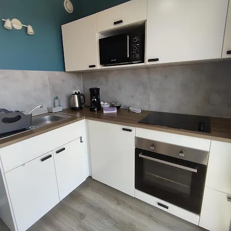 Agreable Studio Avec Garage Et Superbe Vue